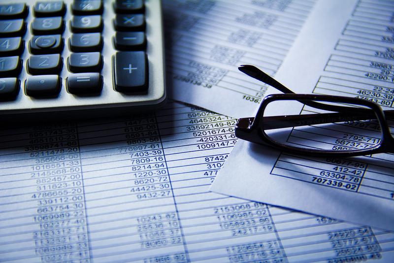 Financial plan on PostgreSQL